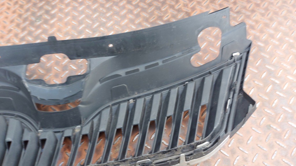 фото №8, Решётка радиатора решётка радиатора бампера перед skoda rapid ii 12-