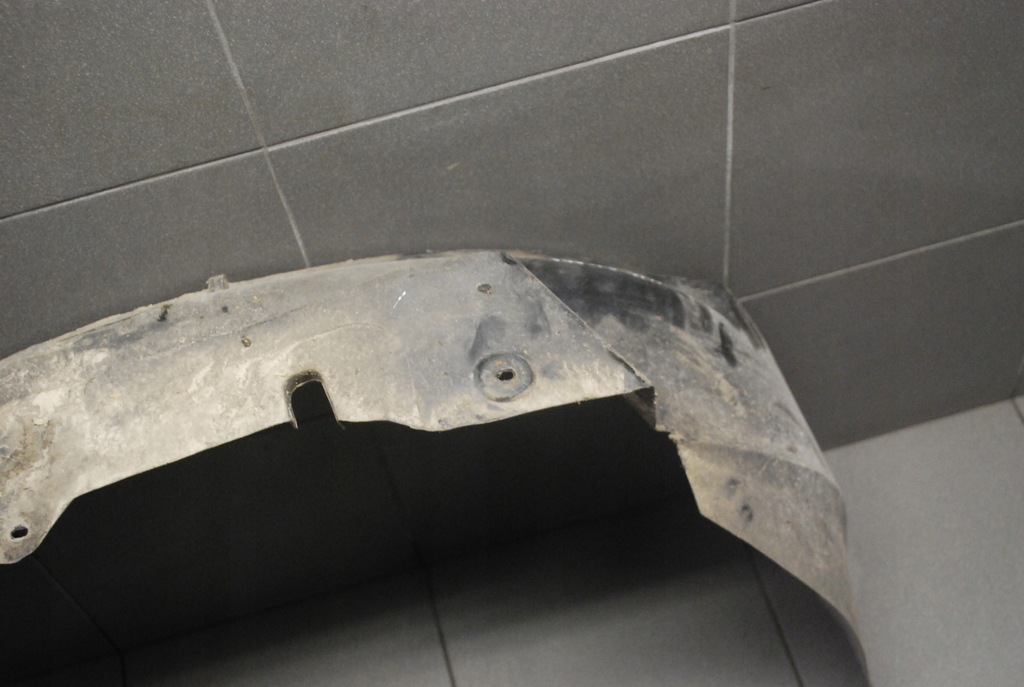 фото №9, Подкрылок правый перед audi a6 c5 2.4 4b0821172a