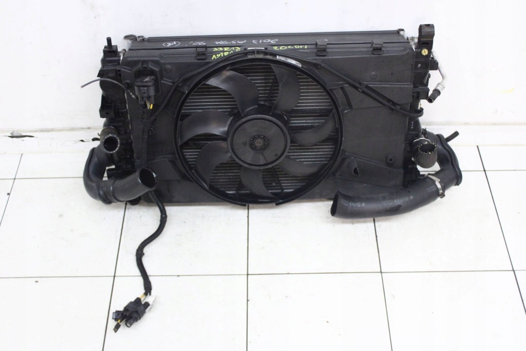 фото №1, Opel astra iv j hb 2009r- радиатор вентилятор комплект