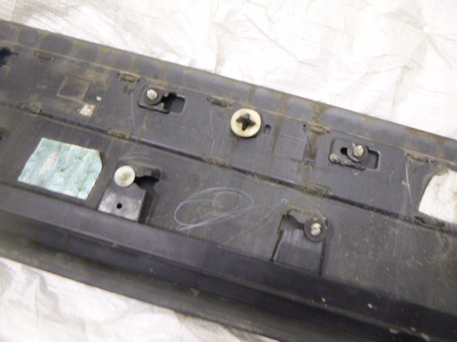 фото №10, Молдинг na левая дверь range rover velar l560