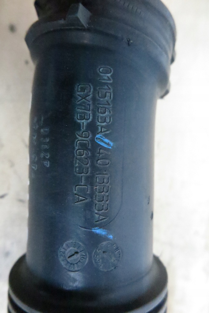 фото №3, Jaguar xe 2.0 d труба шланг воздуха gx739c623ca