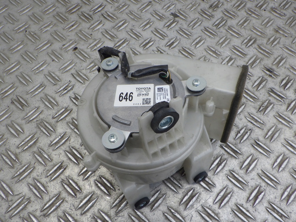 фото №1, Вентилятор акумулятора g9230-48080 rav 4 iv