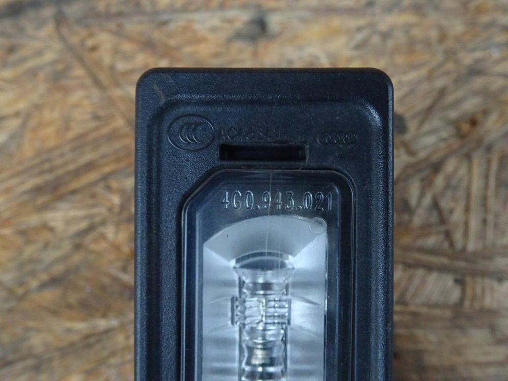 фото №10, Audi s3 a3 8v rsq3 q3 8u фонари освещение номерного знака led комплект 4g0943021
