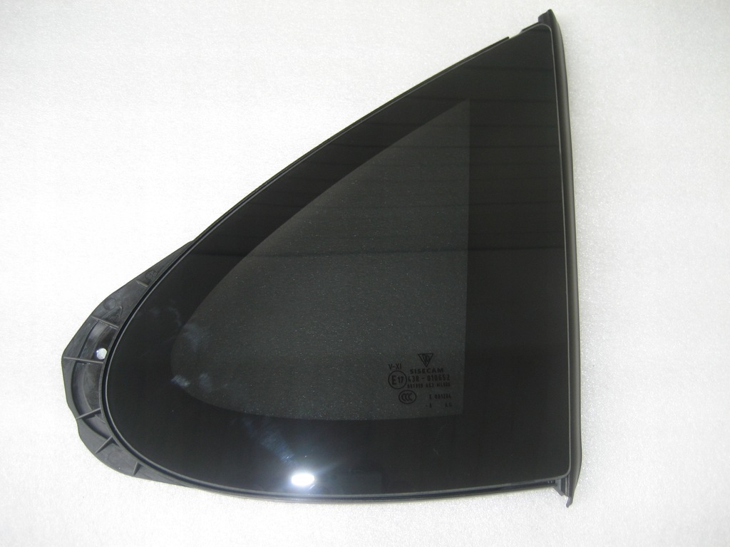 фото №1, Porsche panamera 971 стекло правый задняя 971845298n