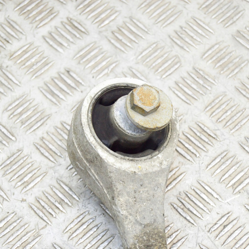 фото №6, Tesla model x 2018 права сторона нижній важіль передній