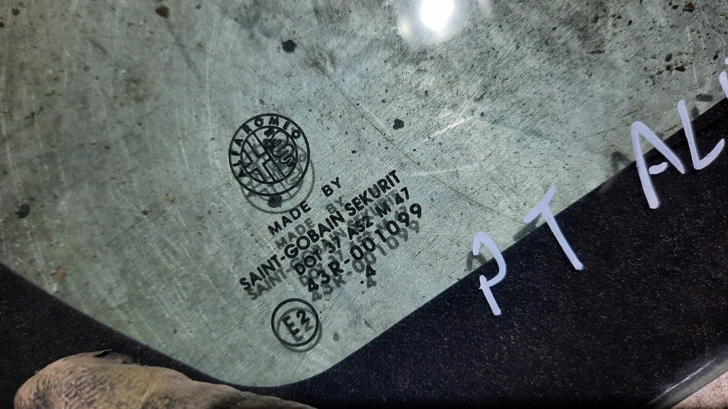 фото №2, Стекло кузовная правая alfa romeo 147 3d 04r