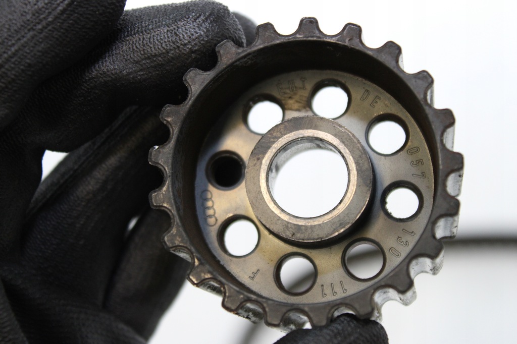 фото №6, Audi a8 4.0tdi v8 ase грм направляющая колесо комплект набор 057109105b