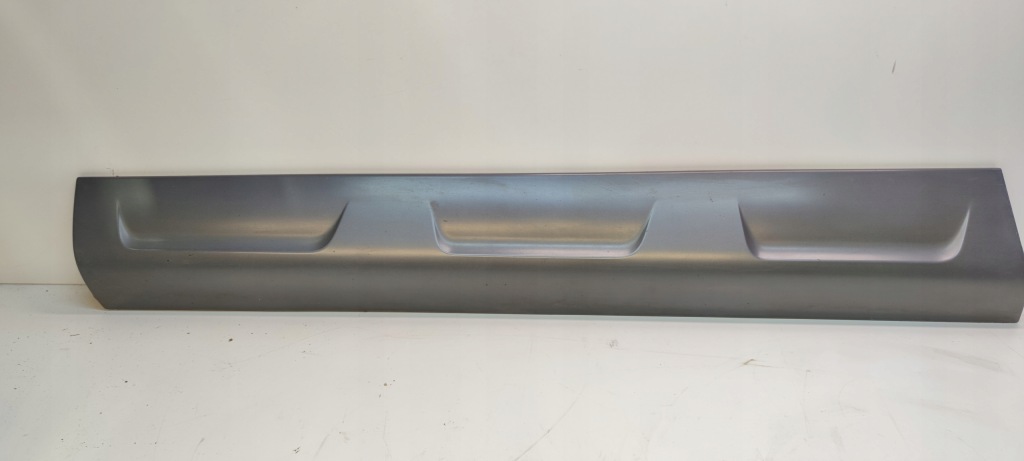 Купити Молдинг з двері лівий перед audi q7 4l allroad 4l0853959d