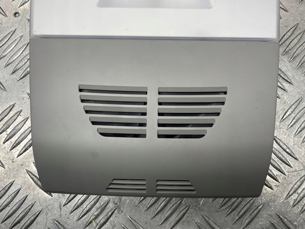 фото №11, Bmw e84 e90 e92 лампа потолочный освещение кабины задняя 9201637 9244134