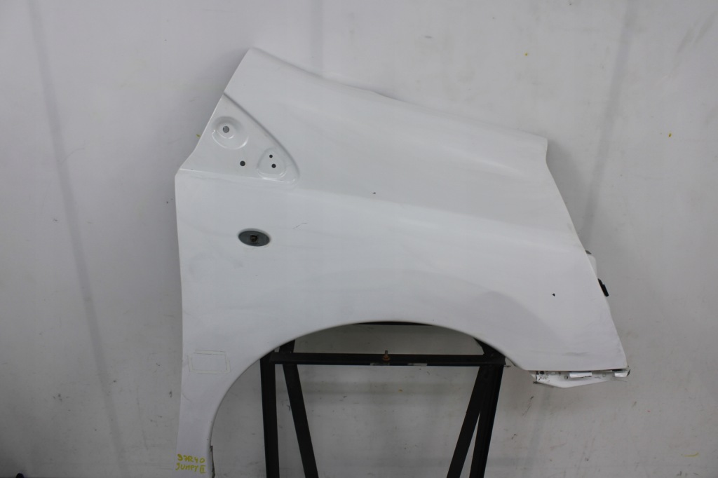 фото №1, Citroen jumpy ii expert scudo 07r- крыло правый перед передний ewp ewpa