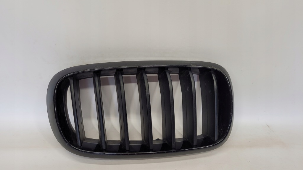 фото №1, Bmw x5 f15 x6 f16 m-pakiet решётка радиатора правая решётка радиатора oryg