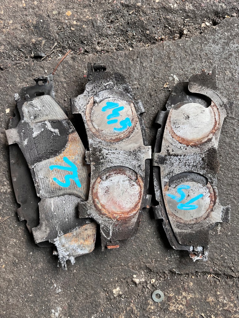 фото №4, 96 renault koleos ii zklocki тормозные перед