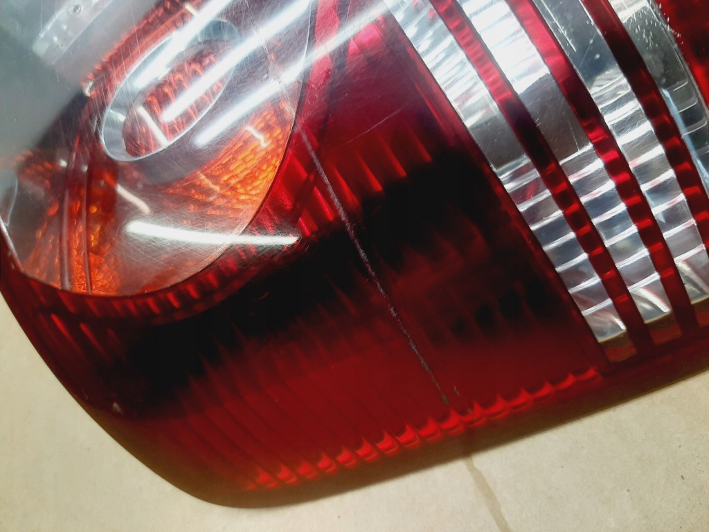 Лампа ліва задня задня vw touran i lift lata 2006-2010 Ціна