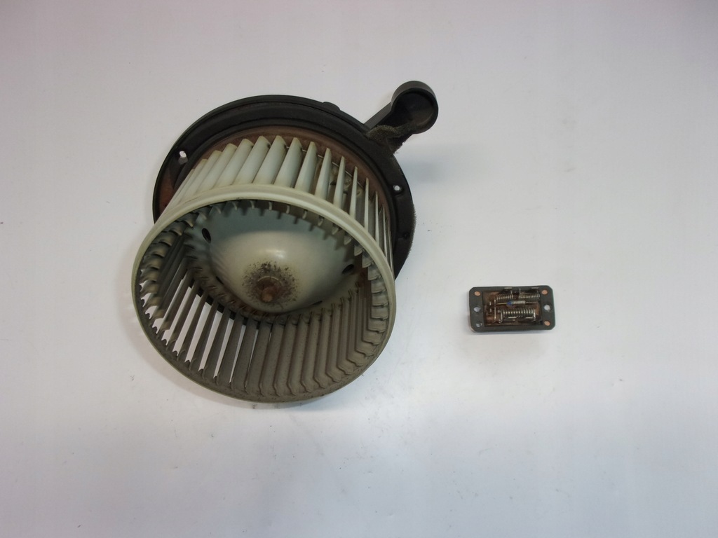 фото №3, Повітродувка повітря резистор mazda tribute i