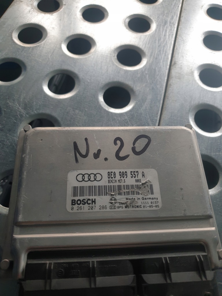 фото №1, Бортовий комп'ютер двигуна audi a4 b6 2.0 fsi