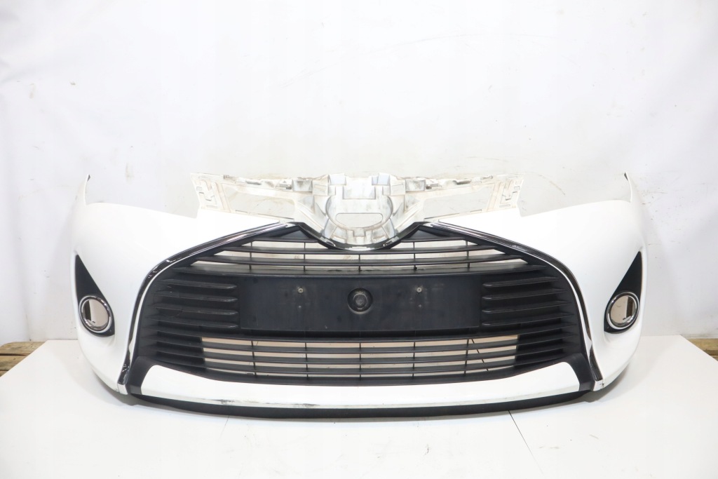фото №1, Бампер передний toyota yaris iii lift 040