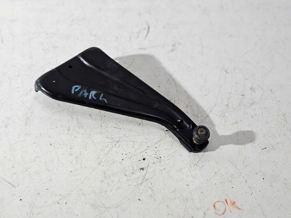 фото №1, Петля дверь 983284828001g peugeot partner 4 iv