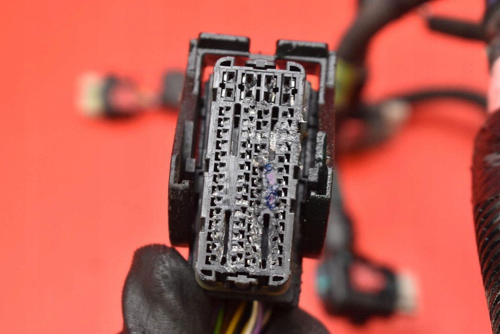 Жгут электропроводка насоса тепла p2068767-00-c tesla model y 60 kwh 299 km в Украине