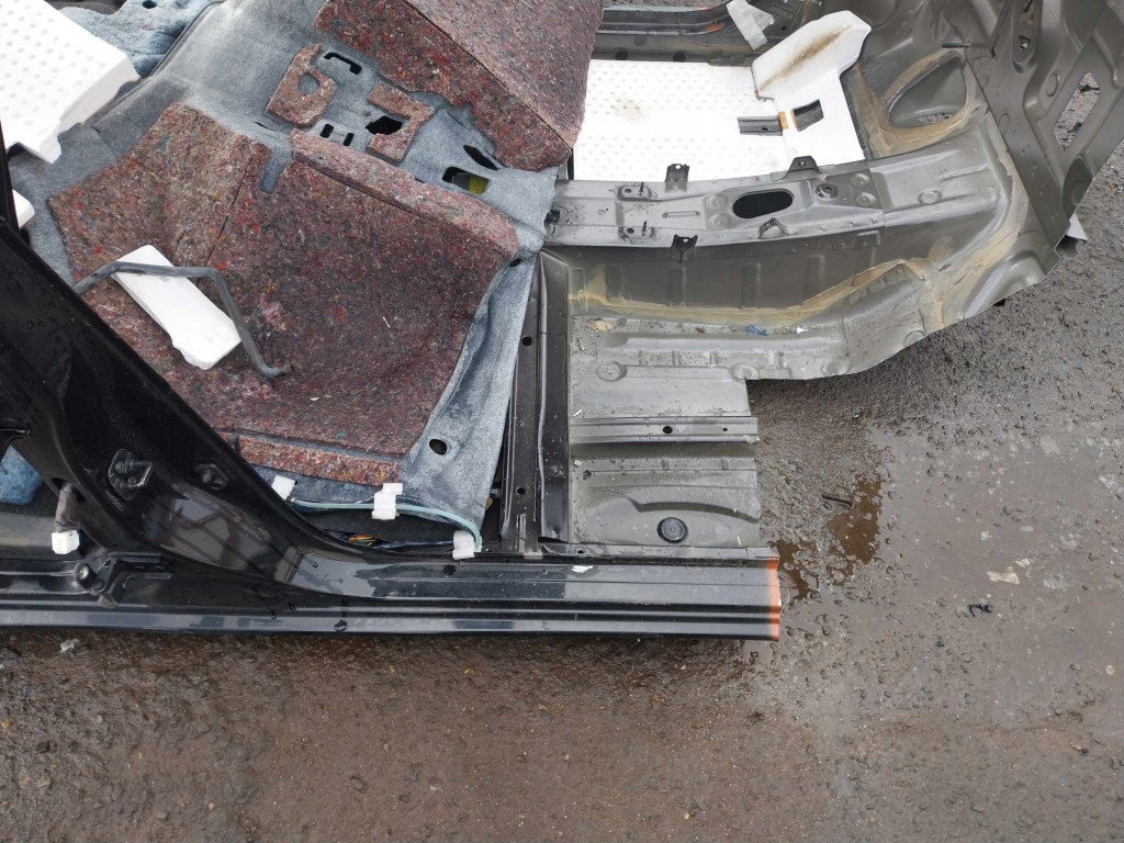 фото №5, Nissan micra k13 hb 5d порог правый блок двигателя четверть kh3 g