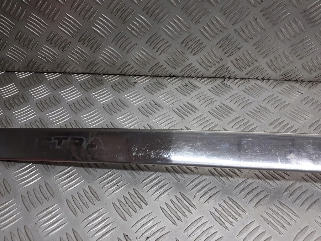 фото №5, Молдинг кришки opel vectra c sedan хром