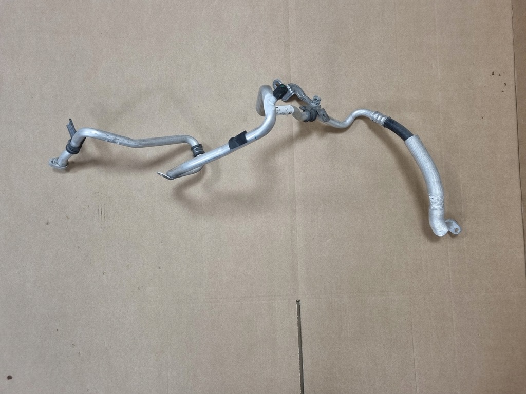 фото №1, Renault trafic iii lift трубка шланг кондиционера 924803885r