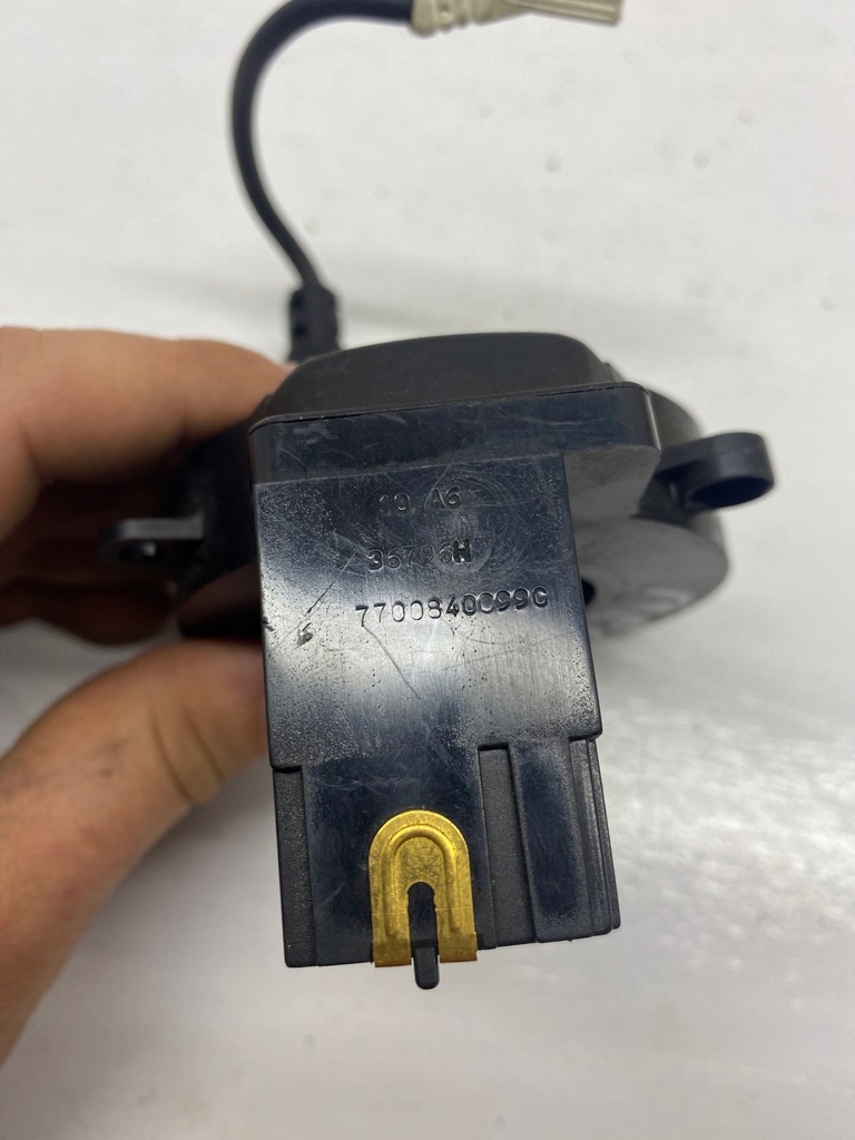 фото №3, Стрічка шлейф renault 77008400990