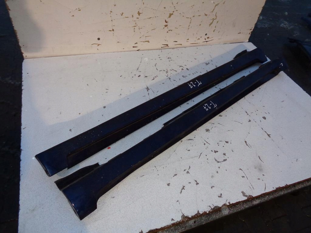 фото №1, Молдинг поріг права toyota avensis t27 kombi 8s6