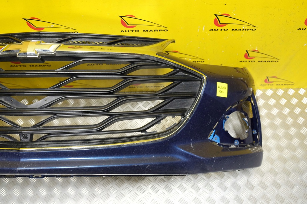 фото №10, Chevrolet cruze ls хэтчбек 2019 бампер перед передний usa