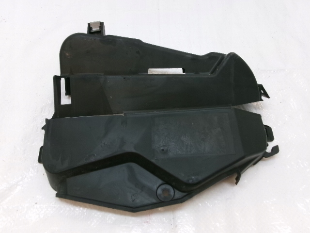 фото №1, Renault clio iv 1.5 dci захист кришка розподільного валу 135839858r