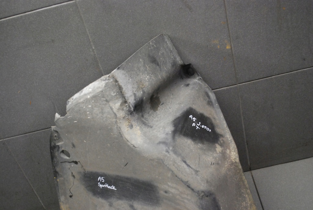 фото №8, Захист підвіска audi a5 sportback 8k0825219a