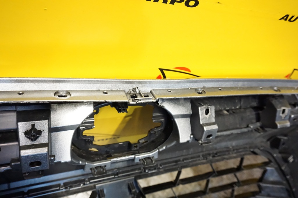 фото №13, Toyota grand highlander 2024 2025 - бампер перед передній решітка радіатора usa