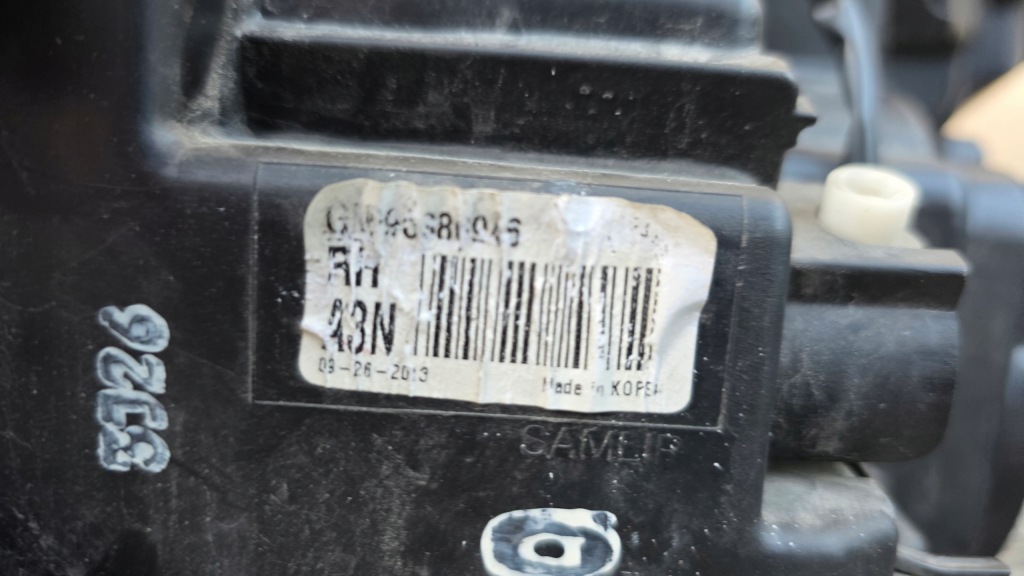 Opel mokka 12-16 лампа перед передня права ліва 95386946 95386945 комплект Ціна