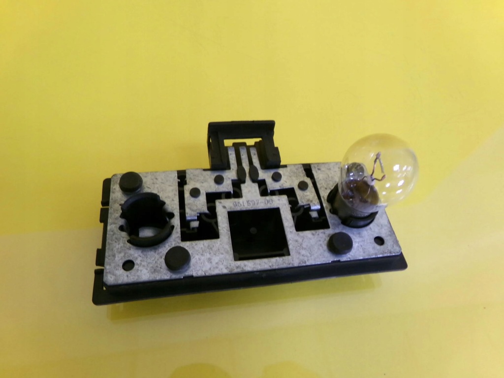 фото №6, Вкладиш лампи правий задня w кришка seat toledo 961598-00 nr923