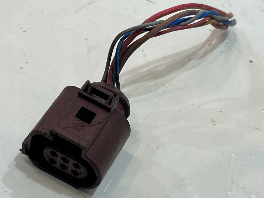 фото №1, Штекер колодка audi a5 8t 1j0973713a