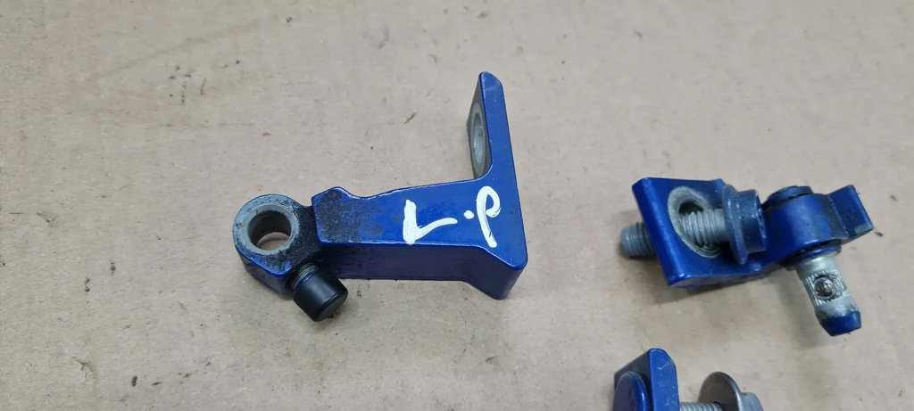 фото №8, S3 8y a3 петля петли дверь перед передние sedan комплект lz5m