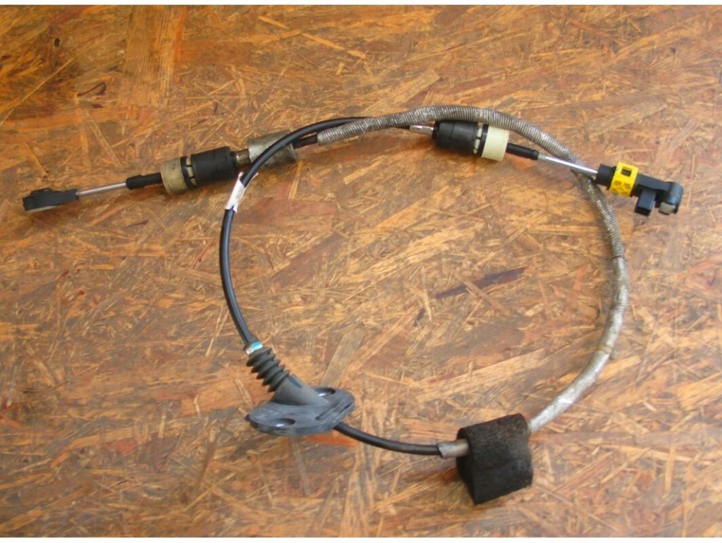 фото №1, Volvo xc90 ii d5 трос переключения передач автоматическая коробка передач 31325795