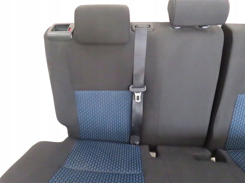 Заднее сиденье задняя toyota auris 2 хэтчбек e18 2012-2018 год Цена
