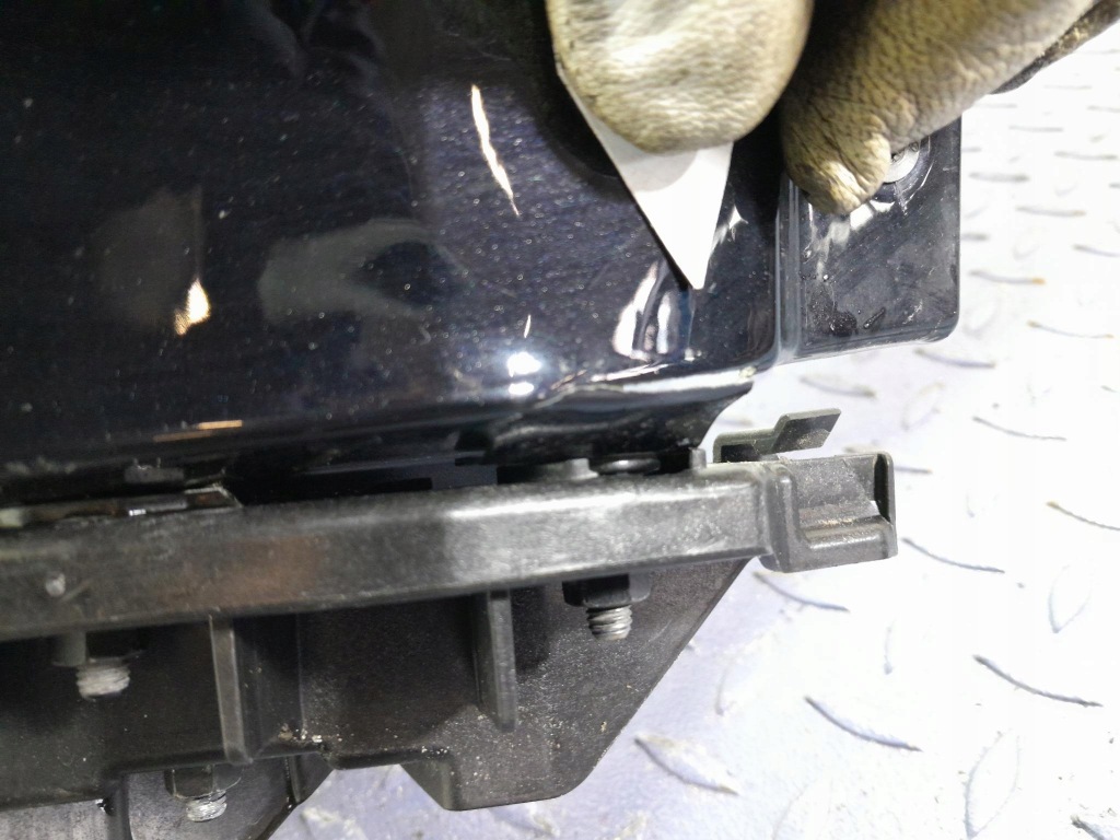 Audi q7 2 4m рестайлинг  крыло  перед левое  передний lc9x в Украине