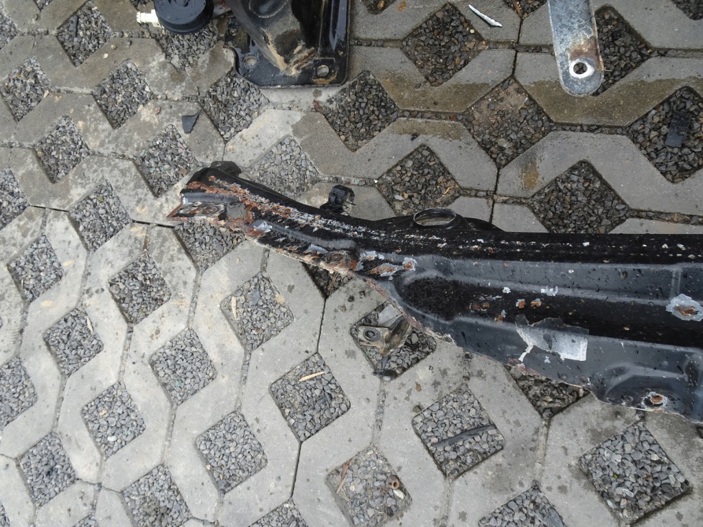 фото №4, Alfa romeo 159 1.8 радиатор pas передний комплект