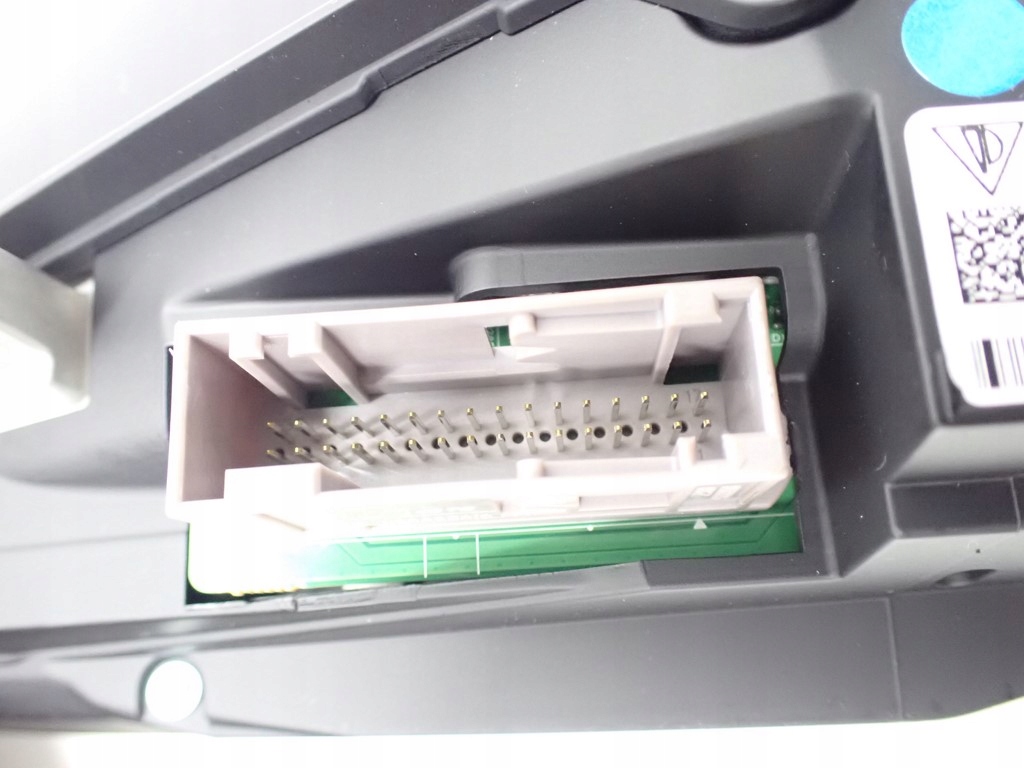 фото №9, Лічильник прилади europa porsche taycan turbo s 20r