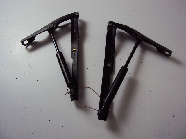 фото №1, Петлі капот porsche boxster 986