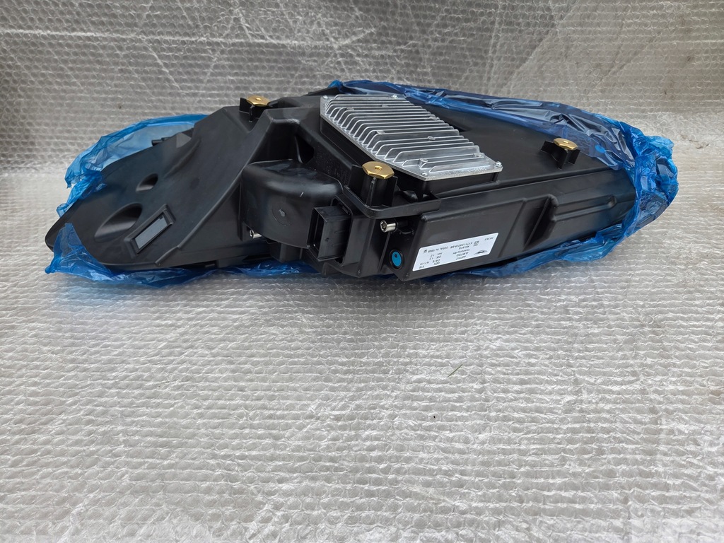 фото №13, Aston martin dbs лампа левая комплектная lub правая nowa