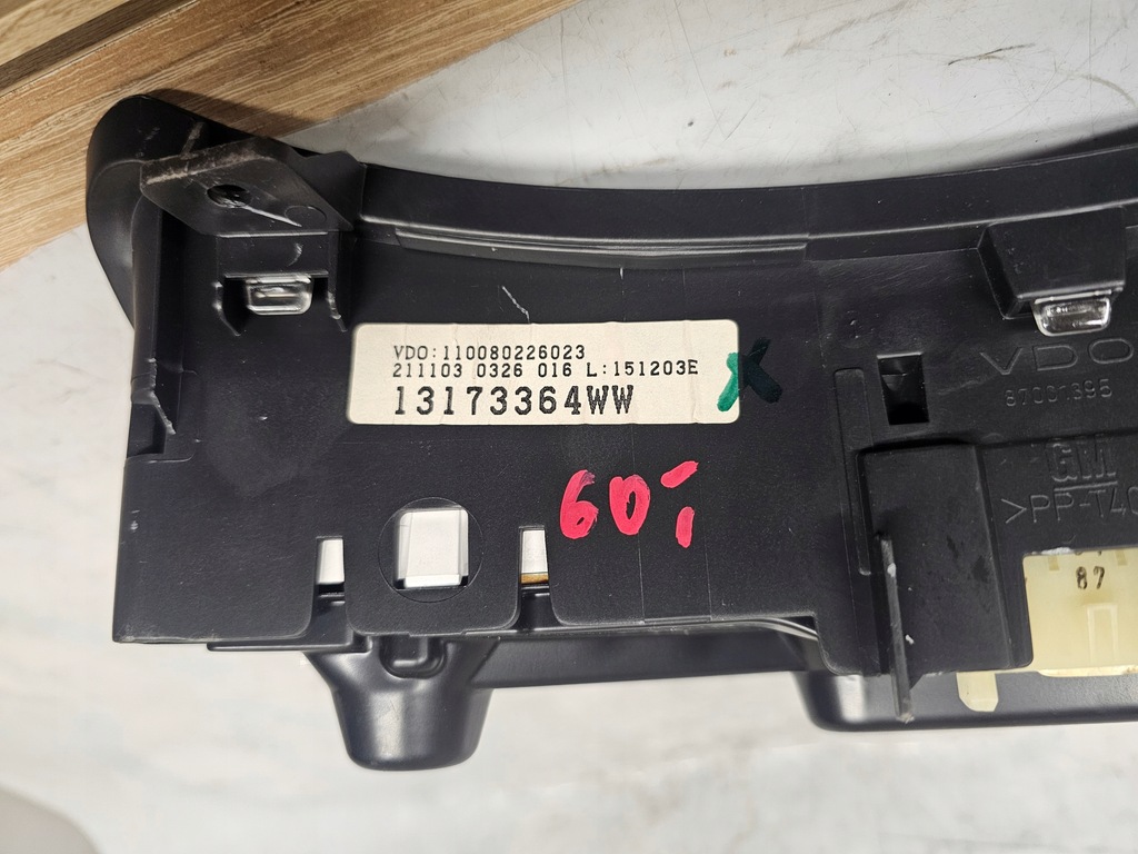 фото №10, Opel corsa c бензин лічильник прилади 13173364ww