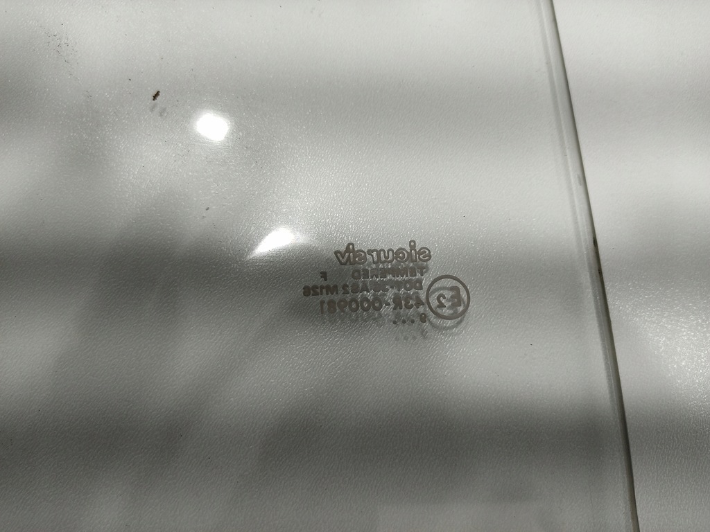 фото №10, Стекло дверь правая задняя задняя land rover defender 1999-2014