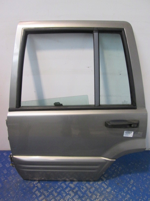 фото №1, Jeep grand cherokee дверь задняя левая серебристый