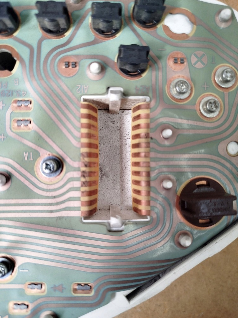 фото №5, Счетчик спидометр mitsubishi carisma mr270101