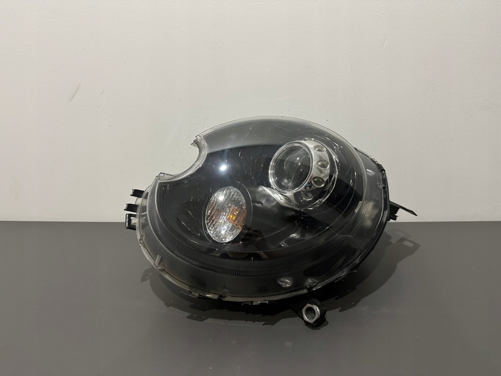 Купити Mini cooper r56 лампа ліва bi ксенон czarna європа 0301225279