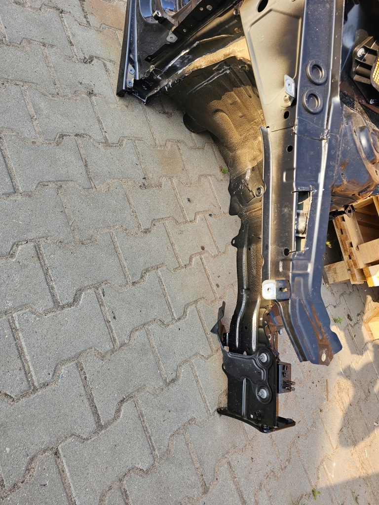 фото №4, A3 8y sportback лонжерон блок двигателя порог правый