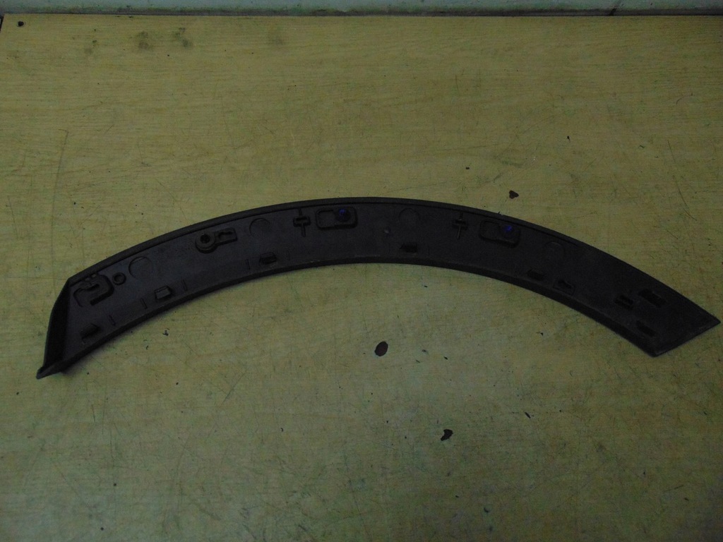 фото №12, Молдинг накладка крила правий задня audi e-tron 4ke 4ke853818a