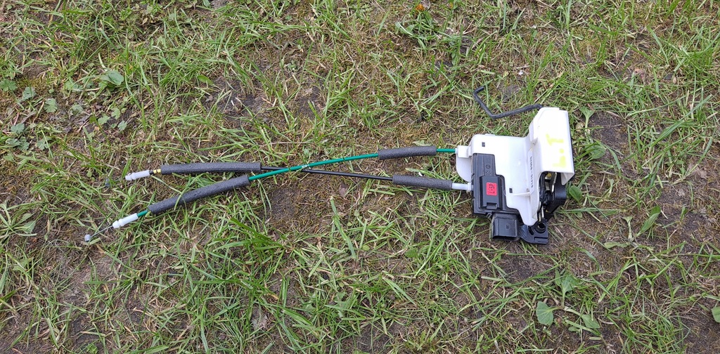 фото №1, Hyundai i10 ii 13- замок дверь левый задняя 81410-b9020